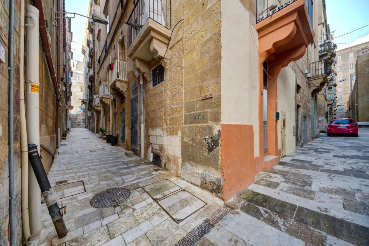 Sally Port 29 Valeta Exterior foto